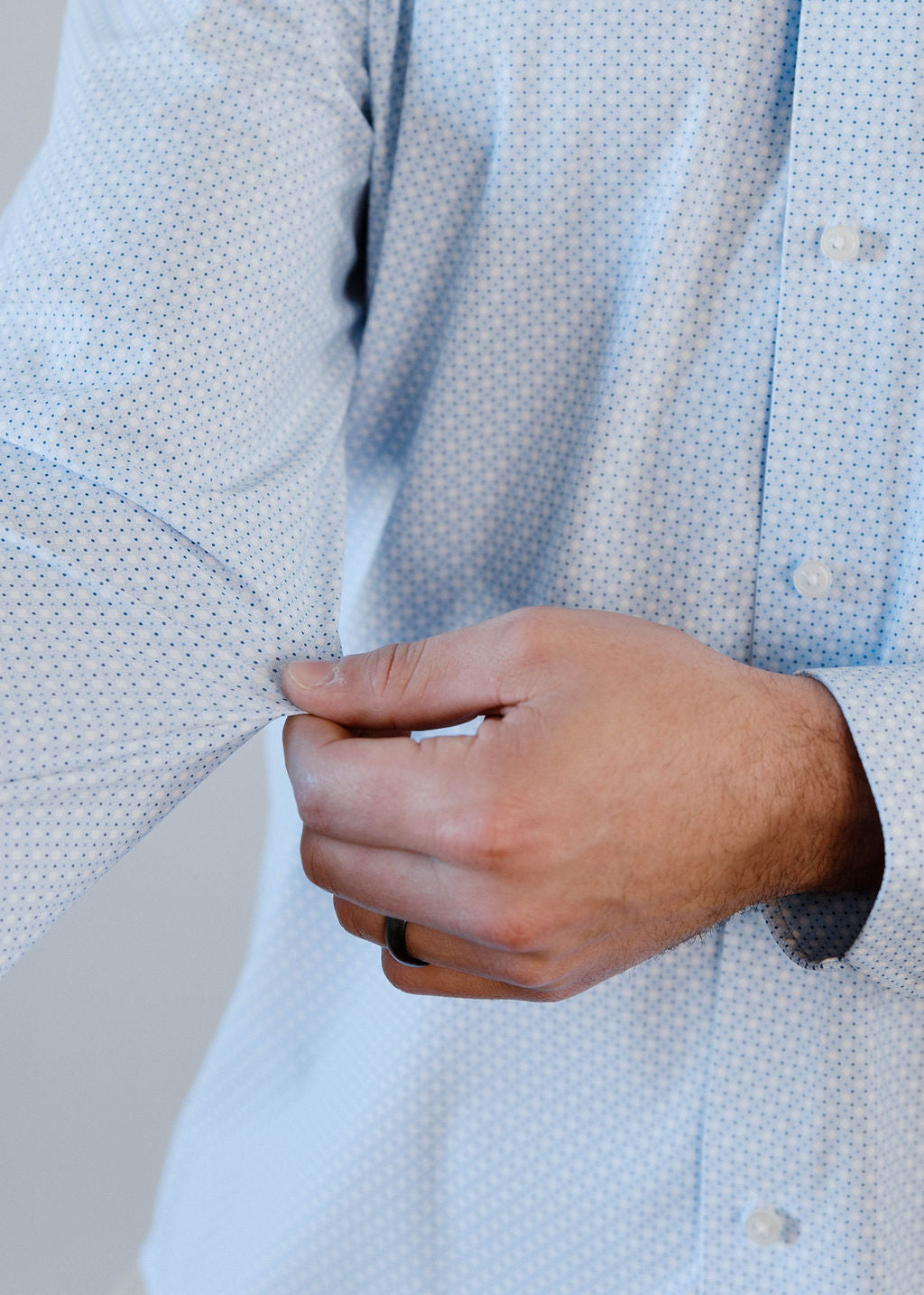 JD Buck White Diamond Dot No Tuck Long Sleeve Shirt